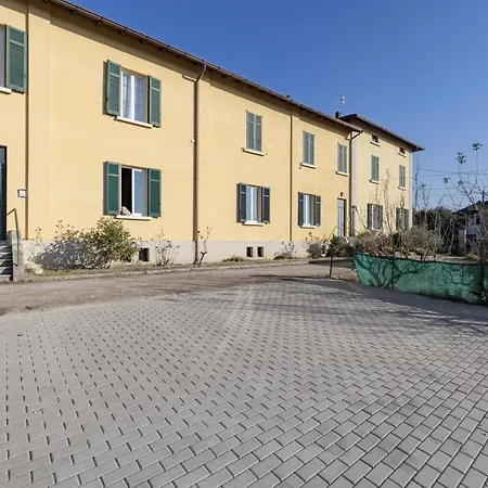 Kibilu - 2 Steps From The